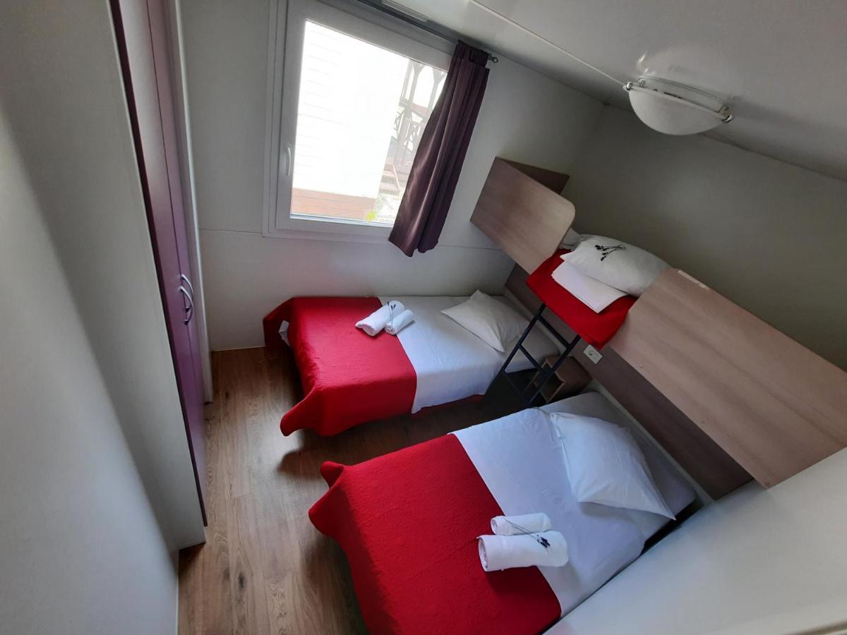 Kamp Rujno Hotel Starigrad Paklenica Ngoại thất bức ảnh