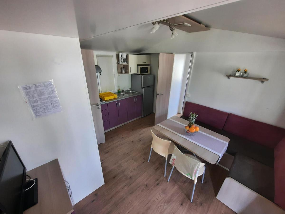 Kamp Rujno Hotel Starigrad Paklenica Ngoại thất bức ảnh