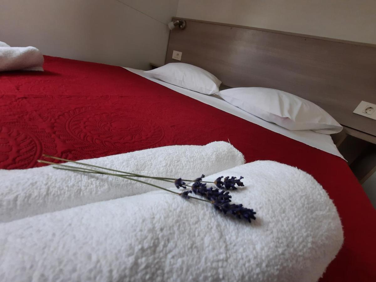 Kamp Rujno Hotel Starigrad Paklenica Ngoại thất bức ảnh