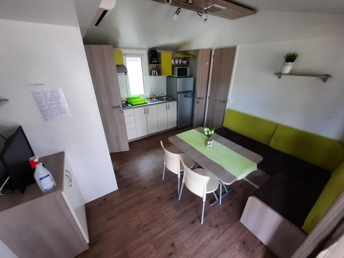 Kamp Rujno Hotel Starigrad Paklenica Ngoại thất bức ảnh