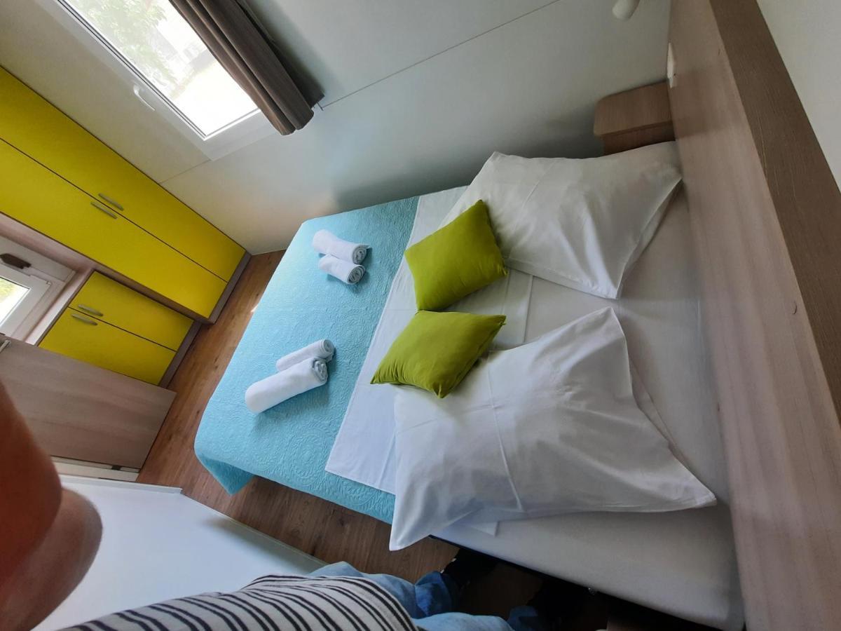 Kamp Rujno Hotel Starigrad Paklenica Ngoại thất bức ảnh