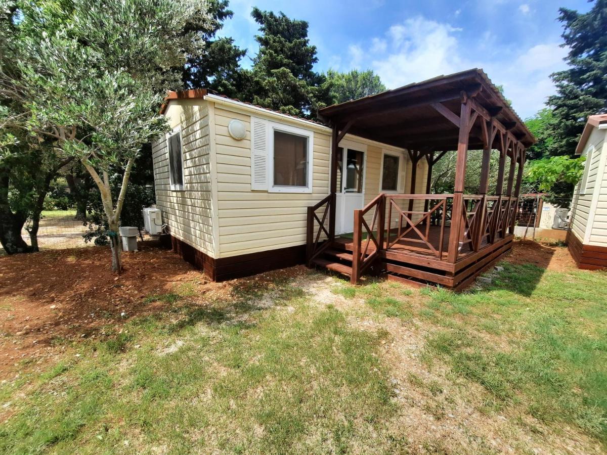Kamp Rujno Hotel Starigrad Paklenica Ngoại thất bức ảnh