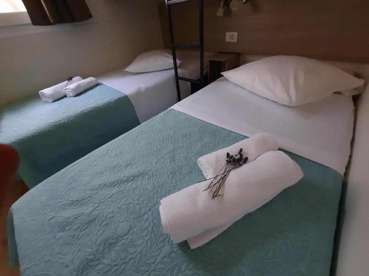 Kamp Rujno Hotel Starigrad Paklenica Ngoại thất bức ảnh