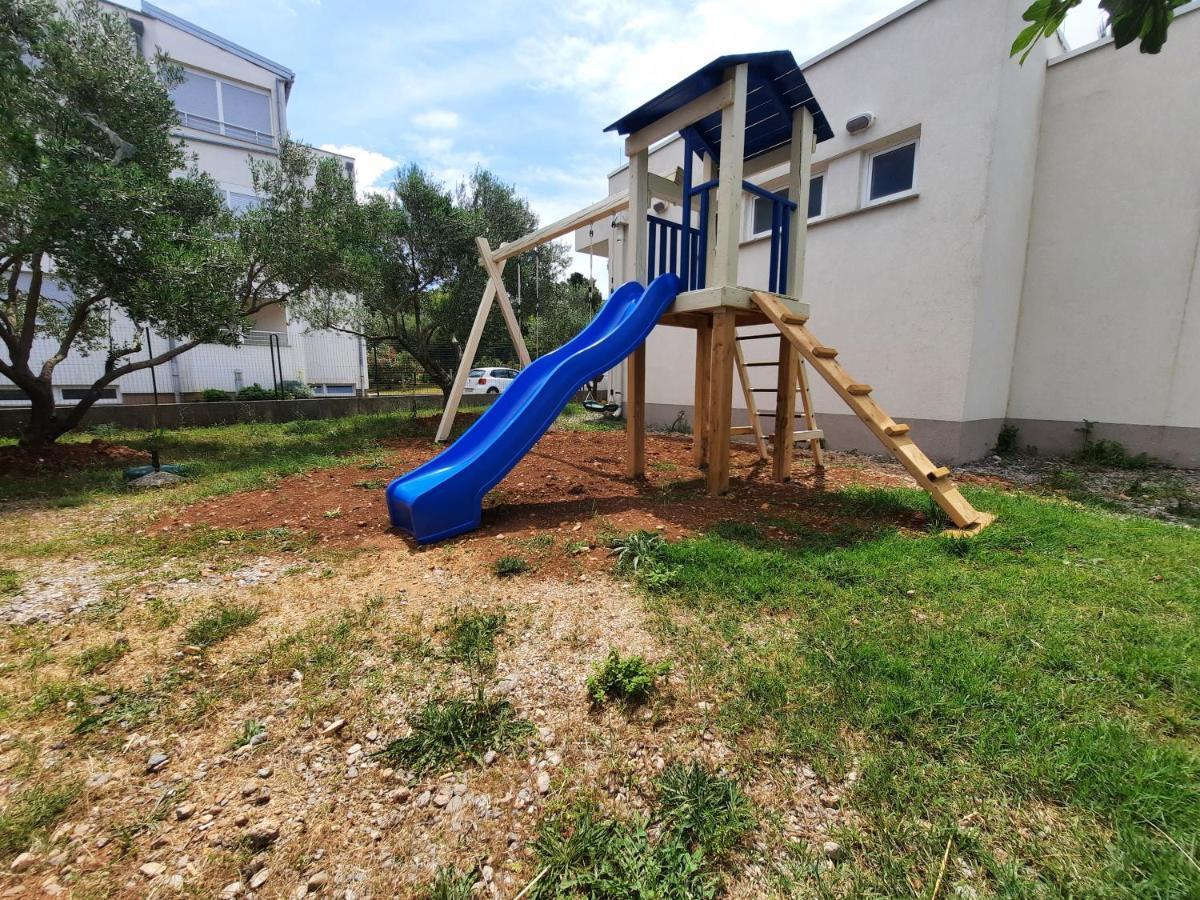 Kamp Rujno Hotel Starigrad Paklenica Ngoại thất bức ảnh